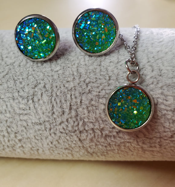 N365 Silver Iridescent Green Glitter Gemstone Necklace with FREE Earrings - Iris Fashion Jewelry
