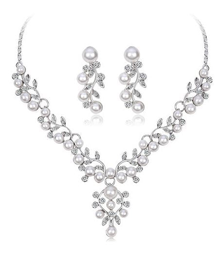 N522 Silver & Pearls Gem Necklace with FREE Earrings