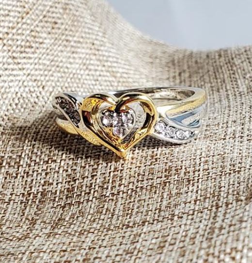 R225 Silver & Gold Heart Rhinestones Ring