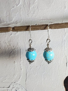 AZ674 Turquoise Hanging Bead Earrings