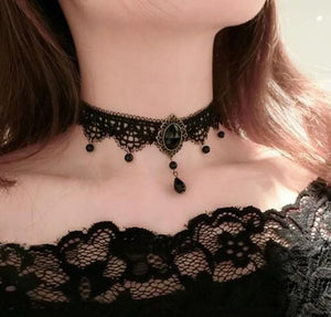 AZ832 Lace Rhinestone Women's Choker with Free Earrings