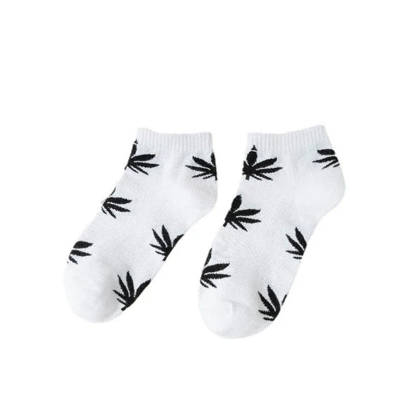 AZ870B White Weed Low Cut Socks