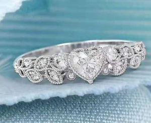 R142 Silver Crystal Heart Gemstone Ring - Iris Fashion Jewelry