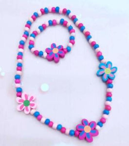 L15 Pink and Blue Wooden Flower Necklace & Bracelet Set - Iris Fashion Jewelry