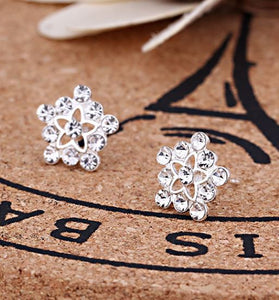 E258 Silver Rhinestone Star Earrings - Iris Fashion Jewelry