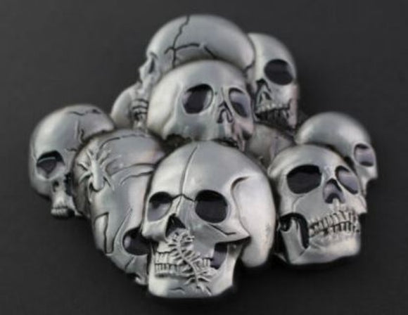 BU188 Pile of Skulls Belt Buckle - Iris Fashion Jewelry