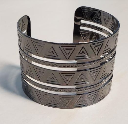 B686 Gun Metal Triangle Embossed Cuff Bracelet - Iris Fashion Jewelry