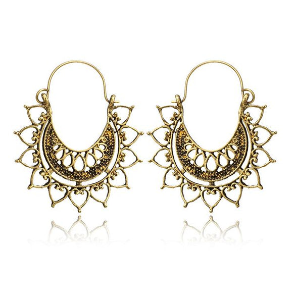 E1470 Gold Openwork Metal Earrings - Iris Fashion Jewelry