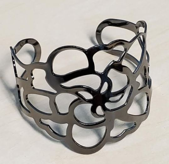B340 Gun Metal Flower Design Cuff Bracelet - Iris Fashion Jewelry