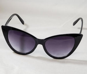 S165 Black Frame Fashion Sunglasses - Iris Fashion Jewelry
