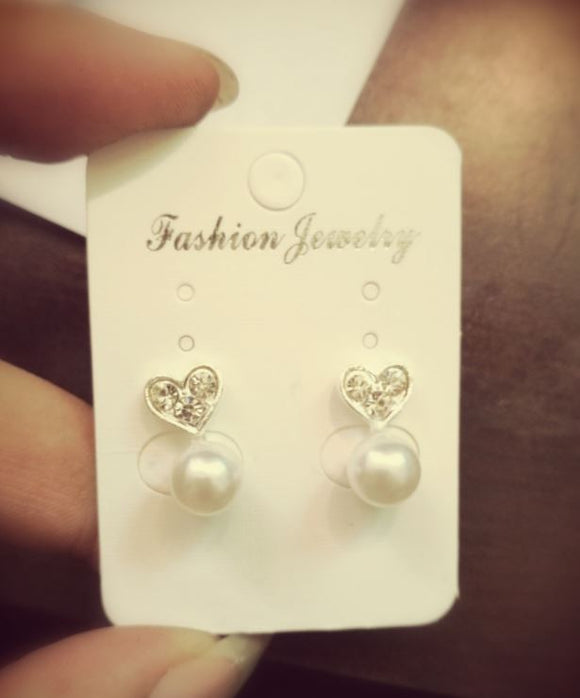 E406 Silver Rhinestone Heart Pearl Earrings - Iris Fashion Jewelry