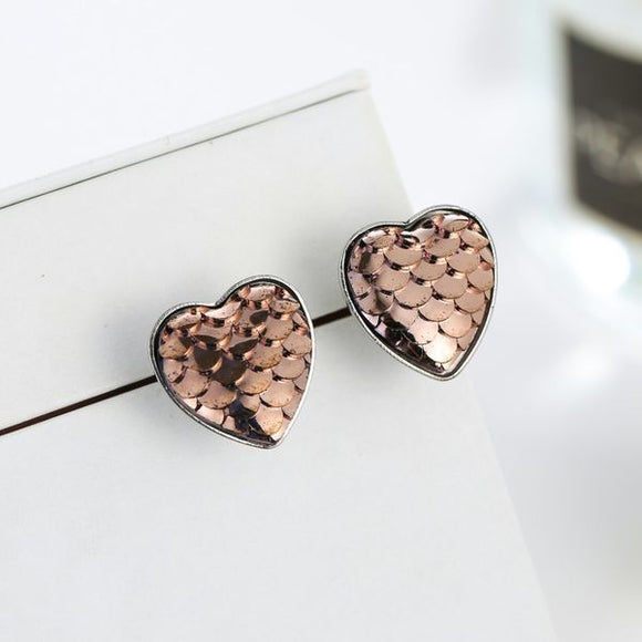 E1466 Brown Fish Scale Heart Earrings - Iris Fashion Jewelry