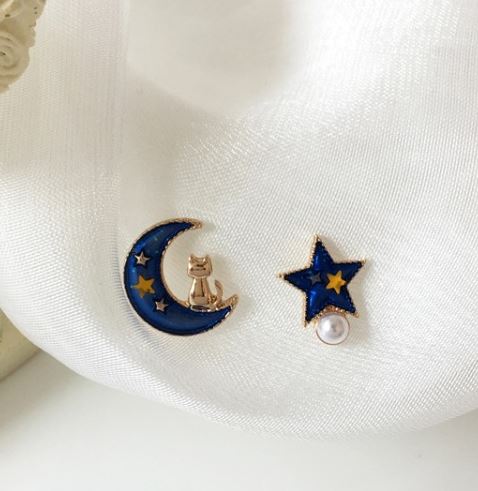 E1637 Gold Blue Enamel Moon & Star Cat Pearl Earrings - Iris Fashion Jewelry