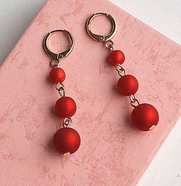 E820 Gold Red Pearl Dangle Earrings - Iris Fashion Jewelry