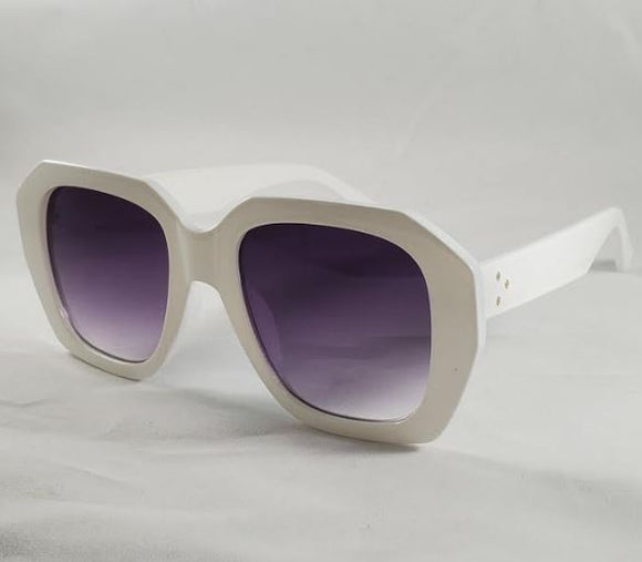 S471 White Frame Fashion Sunglasses - Iris Fashion Jewelry