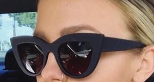 S393 Flat Black Frame Fashion Sunglasses - Iris Fashion Jewelry