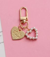 K41 Gold Pearl Heart Keychain - Iris Fashion Jewelry