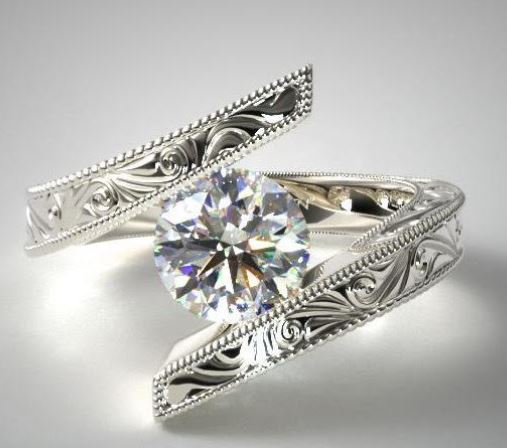 R84 Silver Etched Rhinestone Ring - Iris Fashion Jewelry