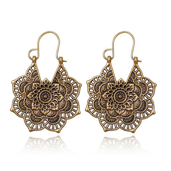 E1040 Gold Flower Shape Openwork Earrings - Iris Fashion Jewelry