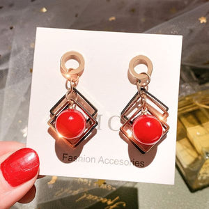 E914 Gold & Black Diamond Shape with Red Pearl Earrings - Iris Fashion Jewelry