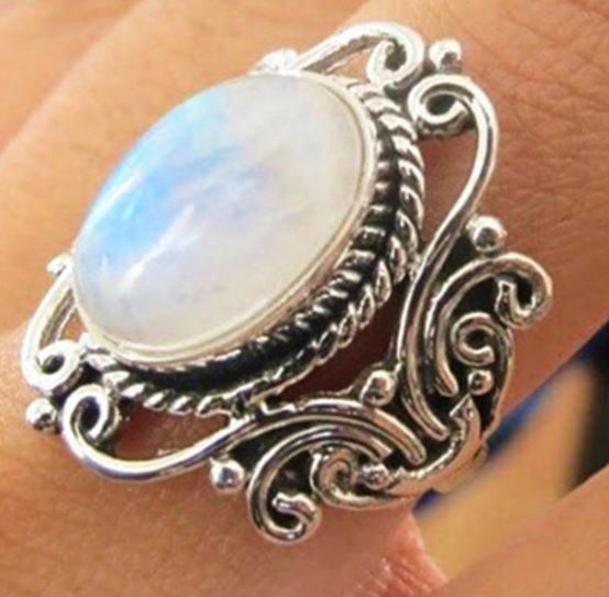 R25 Silver White Moonstone Antique Look Ring - Iris Fashion Jewelry