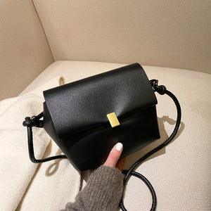 PB58 Black Shoulder Bag - Iris Fashion Jewelry