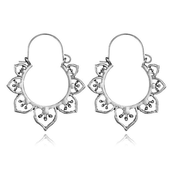 E1413 Silver Openwork Design Earrings - Iris Fashion Jewelry