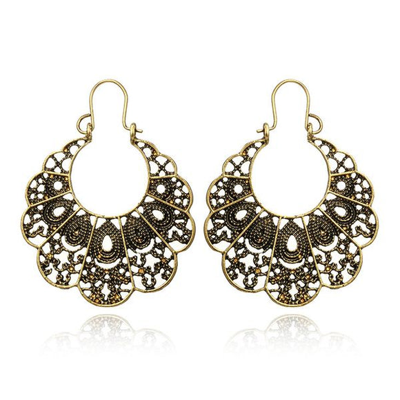 E1467 Gold Filigree Openwork Earrings - Iris Fashion Jewelry