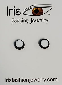 *E1293 Black & White Circle Magnetic Earrings - Iris Fashion Jewelry