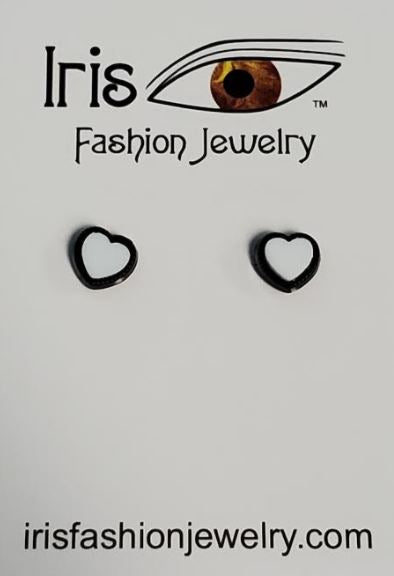 *E1105 Black & White Heart Magnetic Earrings - Iris Fashion Jewelry