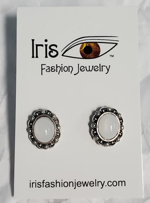 E1333 Silver Oval Antique Look Earrings - Iris Fashion Jewelry