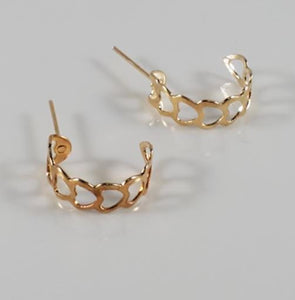 E778 Small Gold Heart Cutout Hoop Earrings - Iris Fashion Jewelry