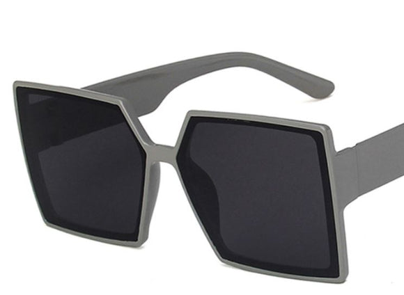 S148 Gray Frame Fashion Sunglasses - Iris Fashion Jewelry