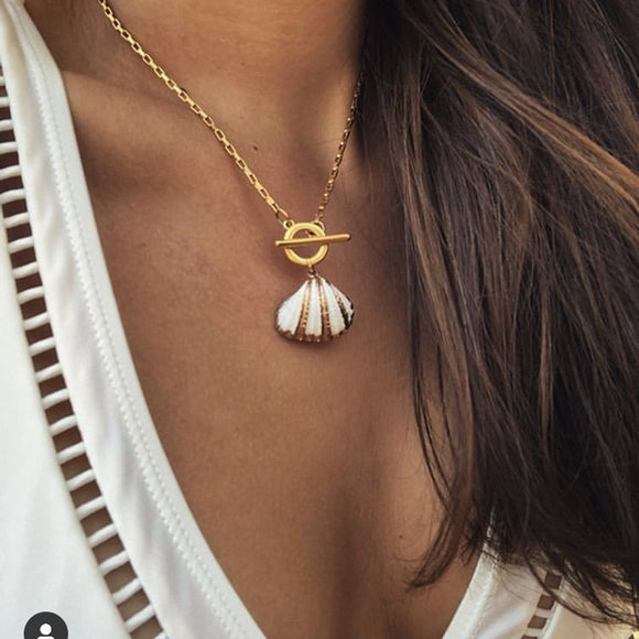 N574 Gold White Seashell Necklace with FREE EARRINGS - Iris Fashion Jewelry