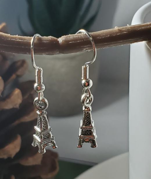 E1684 Silver Eiffel Tower Earrings - Iris Fashion Jewelry