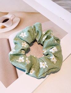 H103 Pale Green Daisy Hair Scrunchie - Iris Fashion Jewelry