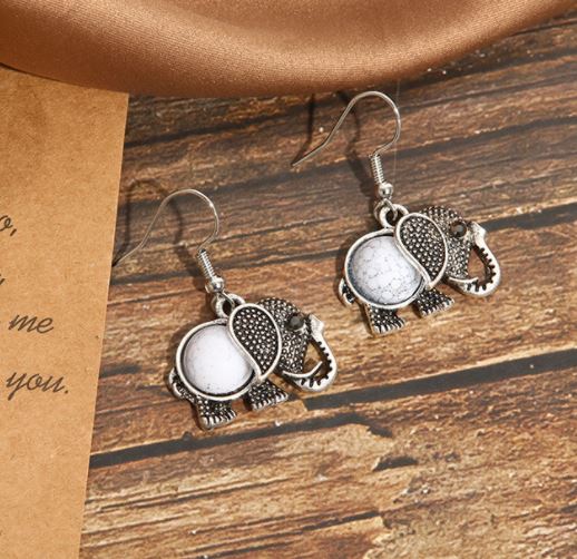 E1785 Silver White Crackle Elephant Earrings - Iris Fashion Jewelry