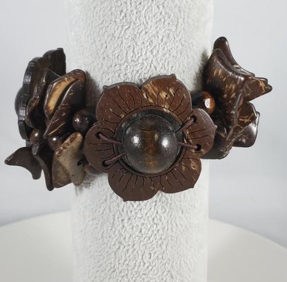 B407 Brown Wooden Flower Bead Bracelet - Iris Fashion Jewelry