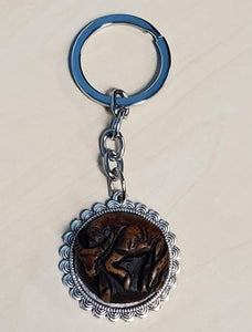 K147 Silver Bull Keychain - Iris Fashion Jewelry