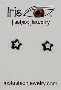 *E1296 Black & White Star Magnetic Earrings - Iris Fashion Jewelry