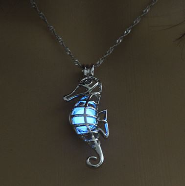 N342 Silver Glow in the Dark Seahorse Necklace with FREE EARRINGS - Iris Fashion Jewelry