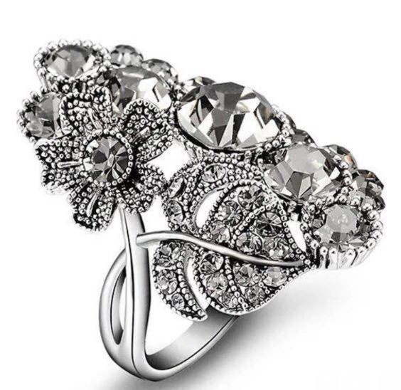 R122 Silver Floral Gray Gemstone Ring - Iris Fashion Jewelry