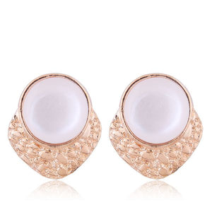 E1211 Gold Textured Moonstone Stud Earrings - Iris Fashion Jewelry