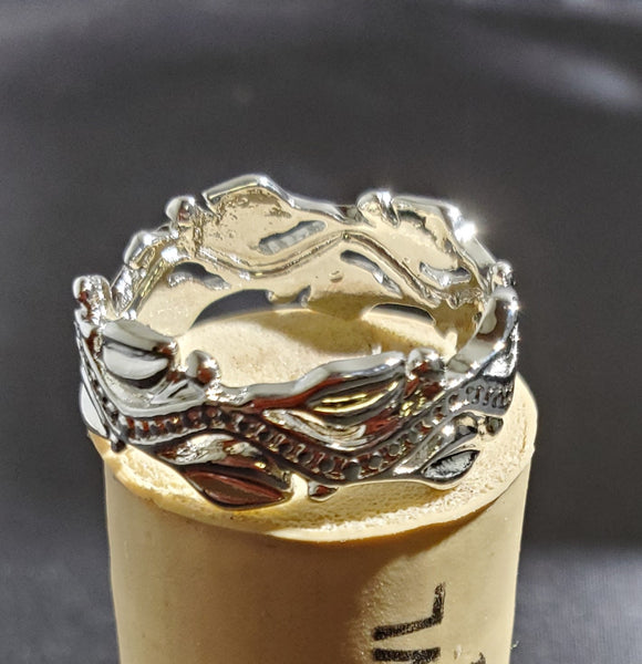 R443 Silver Vine Textured Ring - Iris Fashion Jewelry