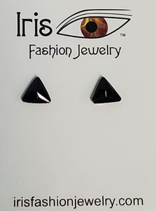 *E1115 Black Triangle Gemstone Magnetic Earrings - Iris Fashion Jewelry