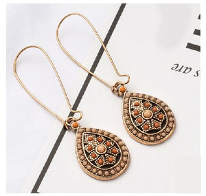 E1579 Gold Bead Decorated Earrings - Iris Fashion Jewelry