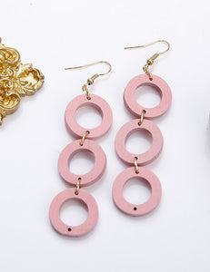 E40 Pink 3 Ring Wooden Dangle Earrings - Iris Fashion Jewelry