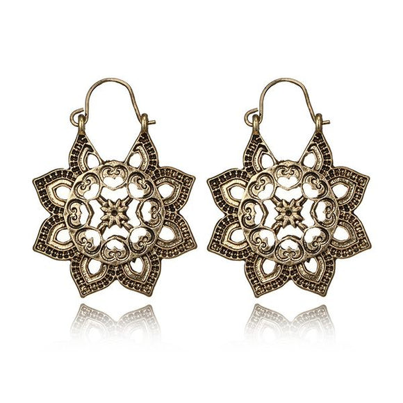 E1477 Gold Flower Design Openwork Metal Earrings - Iris Fashion Jewelry