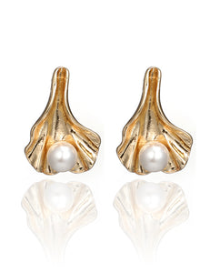 E1932 Gold Shell with Pearl Earrings - Iris Fashion Jewelry