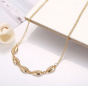 N199 Gold Shell Necklace with Free Earrings - Iris Fashion Jewelry